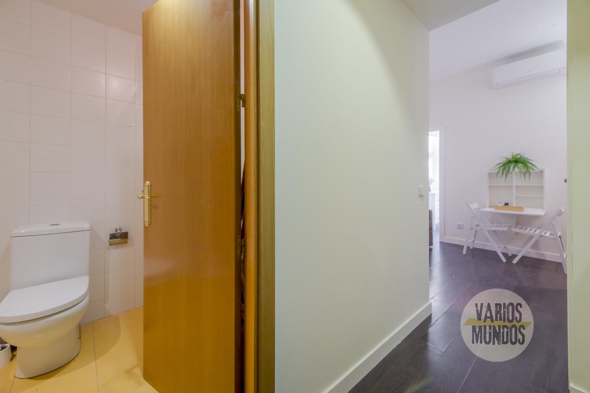 Confortable Apt Para 3 Pax A 1 Min De Gran Via Madrid Exterior photo