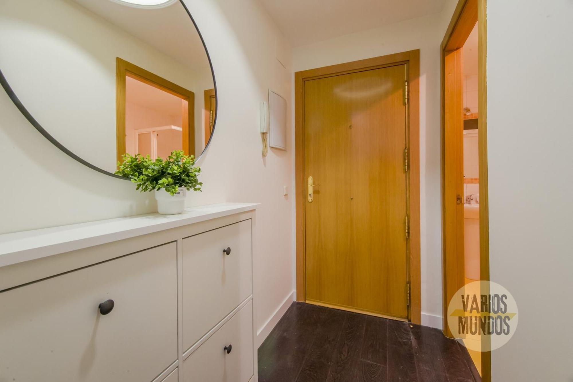 Confortable Apt Para 3 Pax A 1 Min De Gran Via Madrid Exterior photo