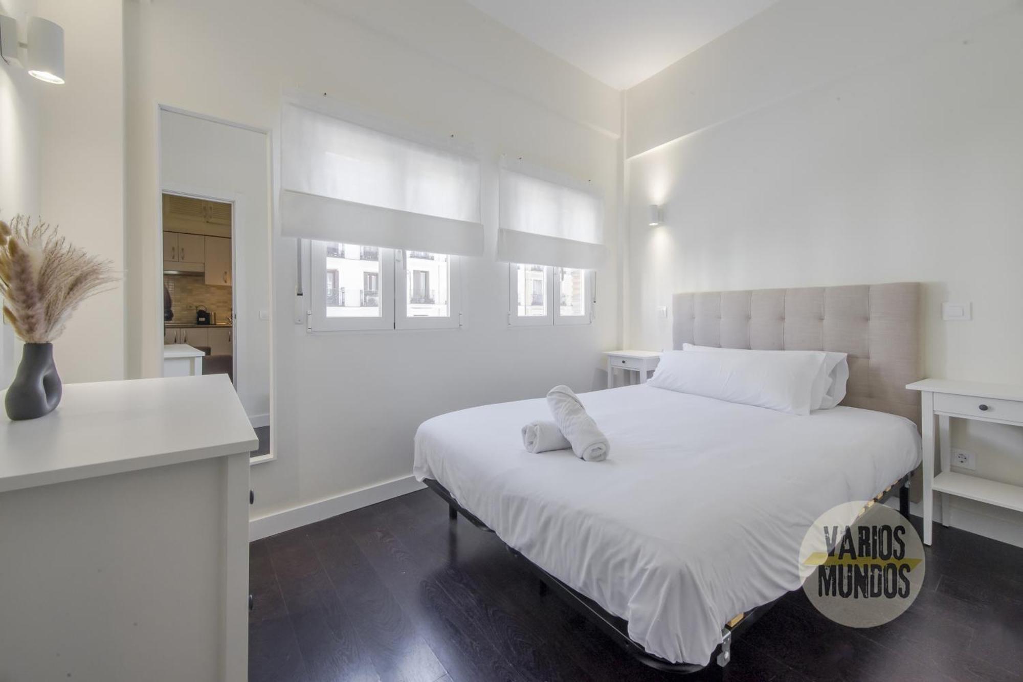 Confortable Apt Para 3 Pax A 1 Min De Gran Via Madrid Exterior photo